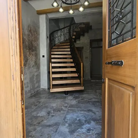 Fogadó 83 Nicosia